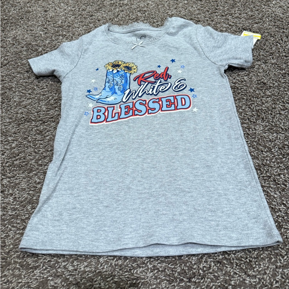 🥝L.O.L. Vintage Gray 'Red White & Blessed' Tee
